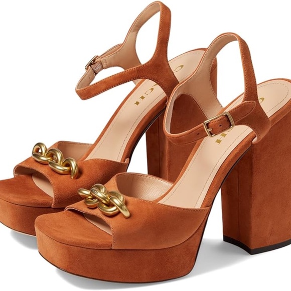 COACH Nicolette Suede - Picture 1 of 4
